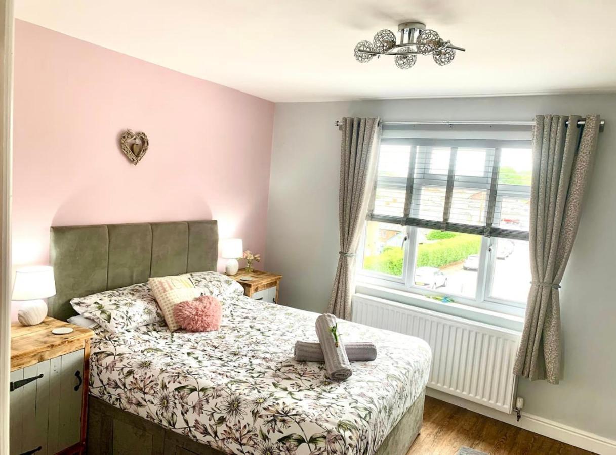 Poppy'S Place Llandudno Junction Eksteriør bilde