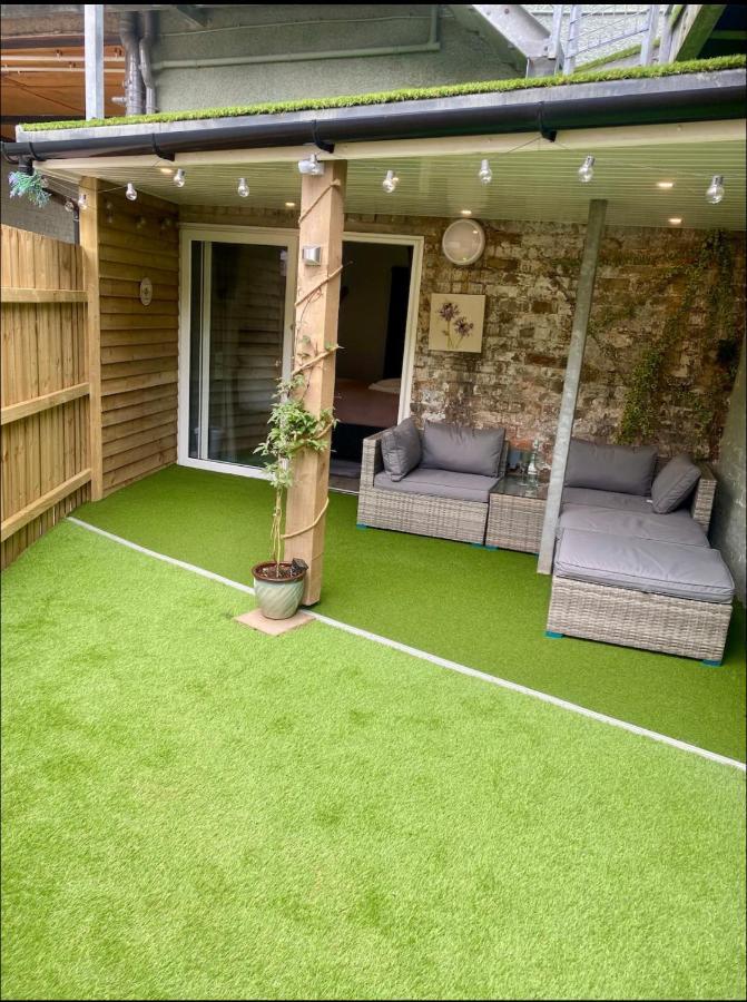 Poppy'S Place Llandudno Junction Eksteriør bilde