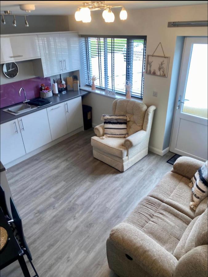 Poppy'S Place Llandudno Junction Eksteriør bilde